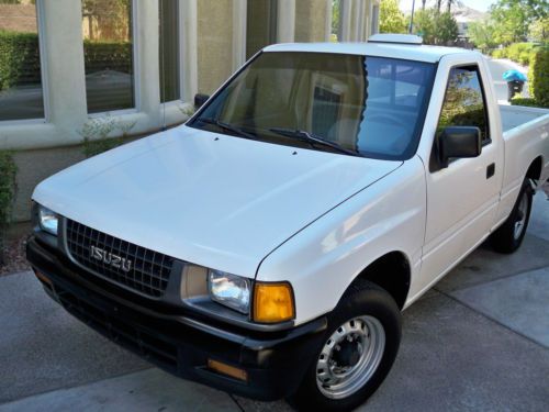 1995 isuzu pickup s standard cab pickup 2-door 2.3l excellent shape