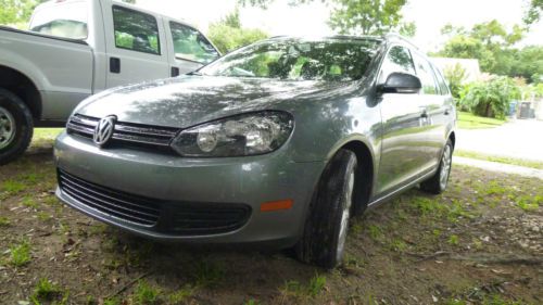 2011 Volkswagen Jetta TDI Wagon 4-Door 2.0L, image 2