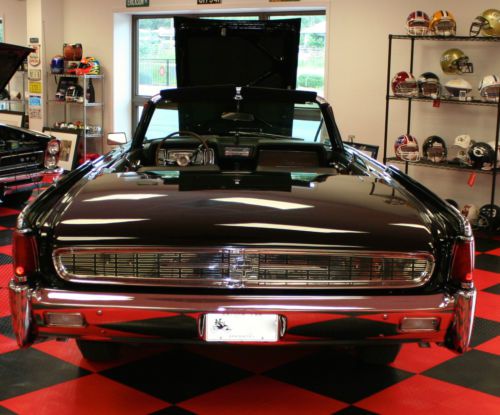 1962 Lincoln Continental Convertible Black on Black, image 3