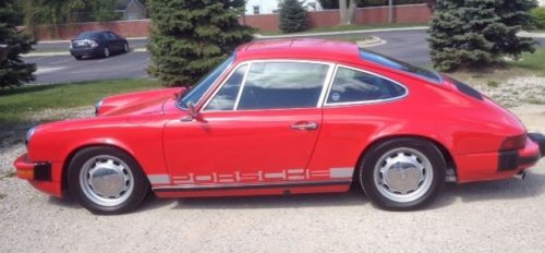 Porsche 912e super nice driver/gaurds red