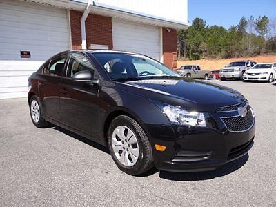 Chevrolet cruze ls new 4 dr sedan automatic gasoline 1.8l l4 mpi dohc 16v blk gr