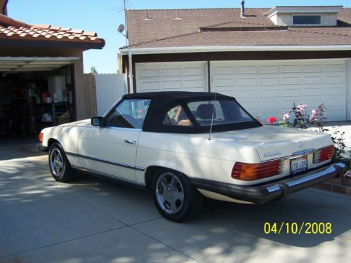 Mercedes benz 380sl roadster, creamy white, good condition