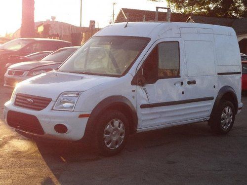 2012 ford transit connect xlt damaged salvage runs! good cooling export welcome!