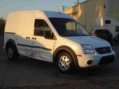 2012 Ford Transit Connect XLT Damaged Salvage RUNS! Good Cooling Export Welcome!, US $8,900.00, image 2