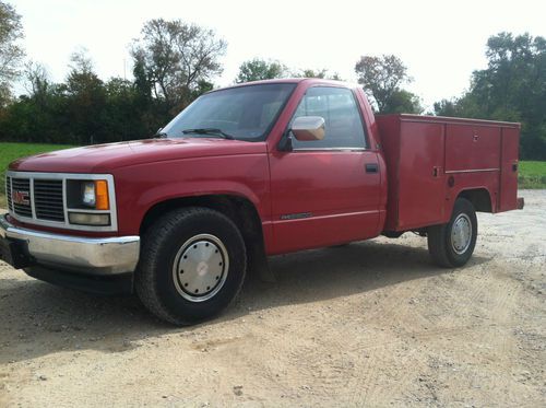 1989 chevy 2500 diesel service truck, big on board air compressor, lift gate