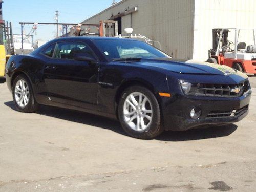 2013 chevrolet camaro coupe 1lt damaged clean title runs! only 3k miles l@@k!!