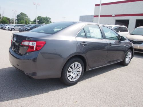 2014 Toyota Camry LE, US $23,780.00, image 9