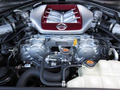 2015 Nissan GT-R Premium, image 5