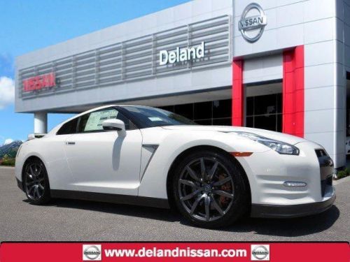 2015 Nissan GT-R Premium, image 12