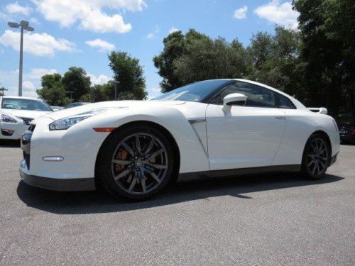 2015 Nissan GT-R Premium, image 17