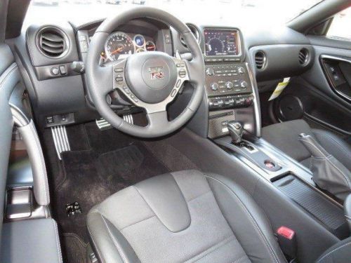 2015 Nissan GT-R Premium, image 23