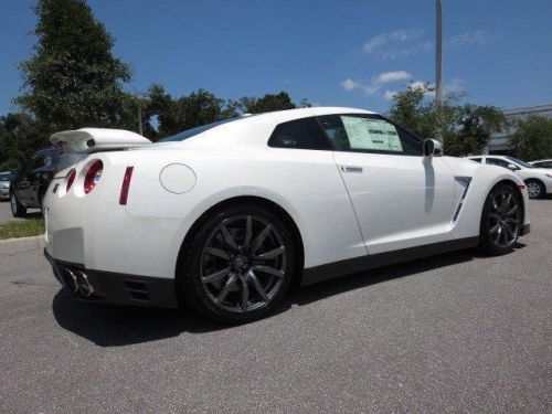 2015 Nissan GT-R Premium, image 27