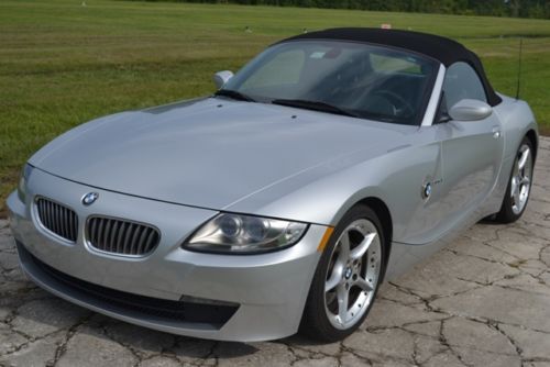 2007 bmw z4 3.0si . only 23k mles, 1 owner, premium &amp; sport package,