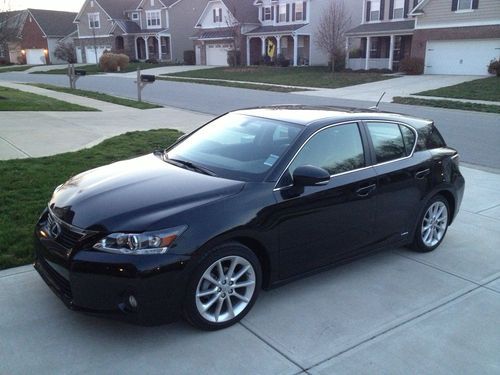 2011 lexus ct200h - hybrid