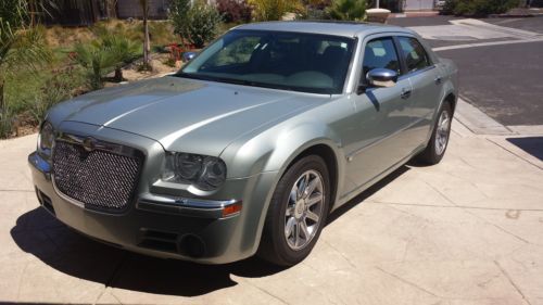 2006 chrysler 300 c sedan 4-door 5.7l