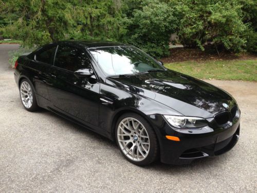 Mint 2013 bmw m3 competition pkg. 2d cpe. 6sp manual. jet black/fox red