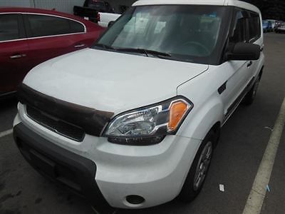 5dr wagon manual low miles manual gasoline 1.6l 4 cyl  clear white