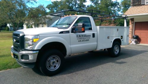 2011 f350 4x4 regular cab 9&#039; service body with rack