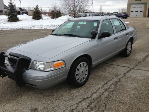 2010 ford crown victoria police interceptor sedan 4-door 4.6l