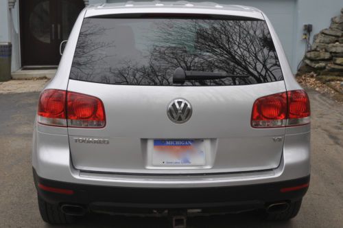 2004 Volkswagen Touareg V8 Sport Utility 4-Door 4.2L *Air Suspension*, image 7