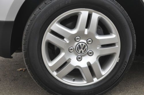2004 Volkswagen Touareg V8 Sport Utility 4-Door 4.2L *Air Suspension*, image 9