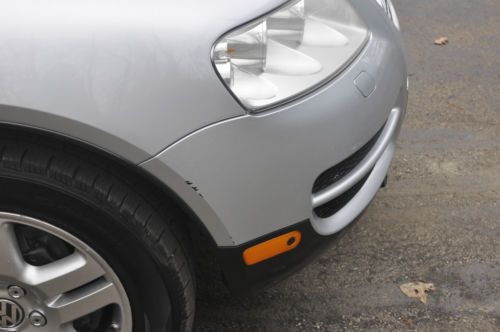 2004 Volkswagen Touareg V8 Sport Utility 4-Door 4.2L *Air Suspension*, image 11