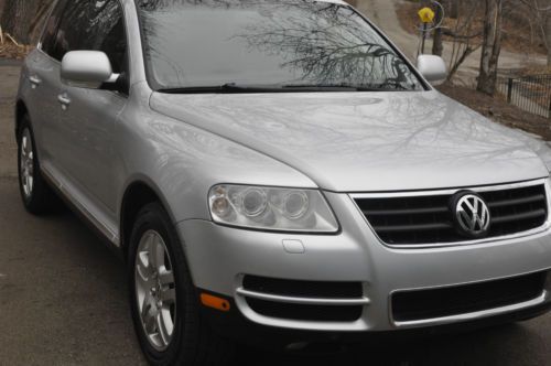 2004 Volkswagen Touareg V8 Sport Utility 4-Door 4.2L *Air Suspension*, image 12