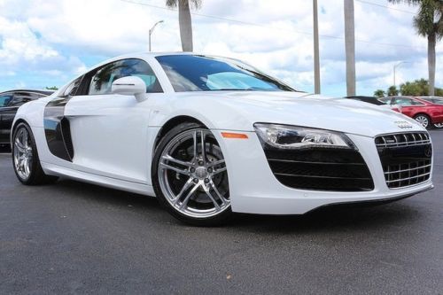 11 audi r8, navi, low miles, rear view cam, we finance, free shipping!