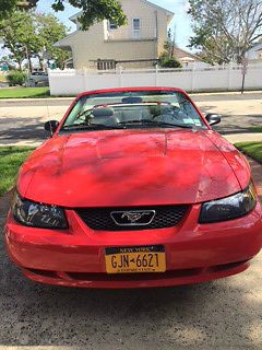 2004 ford mustang base convertible 2-door 3.8l