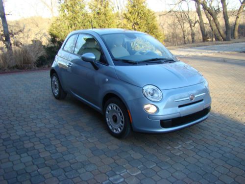 2013 Fiat 500 Pop Hatchback 2-Door 1.4L, AUTOMATIC with 865 Miles-Like New!, image 21