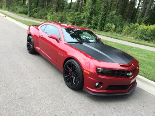 2013 chevy camaro ss coupe....must see!!!!  spotless!!!