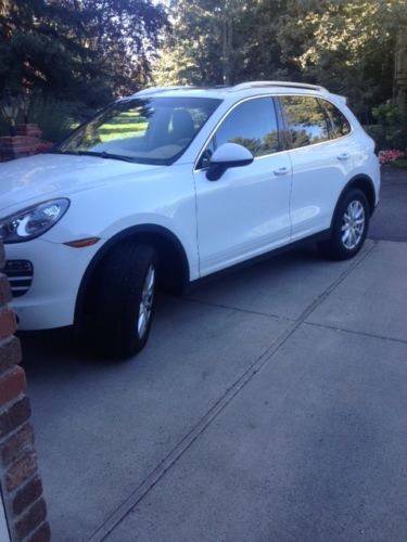 Porsche cayenne awd 4dr