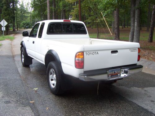 2004 Toyota Tacoma Pre Runner Extended Cab SR5 V6 Original Owner Low Reserve!, image 4