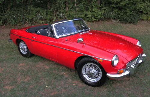 1969 MGB Roadster Nice older restoration. NO RESERVE!, image 2
