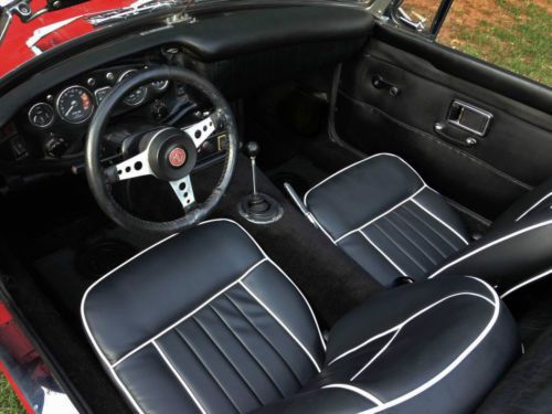1969 MGB Roadster Nice older restoration. NO RESERVE!, image 10