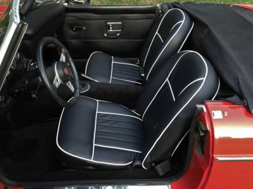 1969 MGB Roadster Nice older restoration. NO RESERVE!, image 11