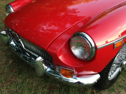 1969 MGB Roadster Nice older restoration. NO RESERVE!, image 15