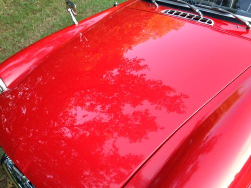 1969 MGB Roadster Nice older restoration. NO RESERVE!, image 16