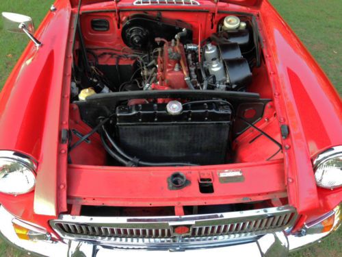 1969 MGB Roadster Nice older restoration. NO RESERVE!, image 21