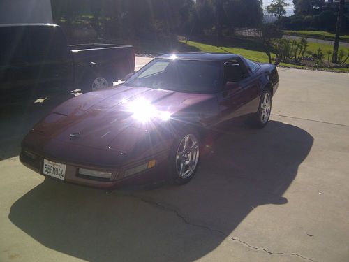 1989 chevrolet corvette base hatchback 2-door 5.7l