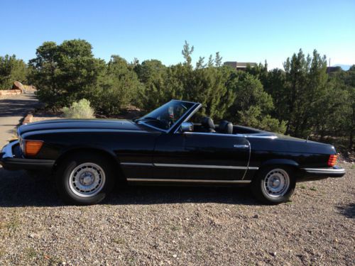 Black exterior with black leather interior - good condition!