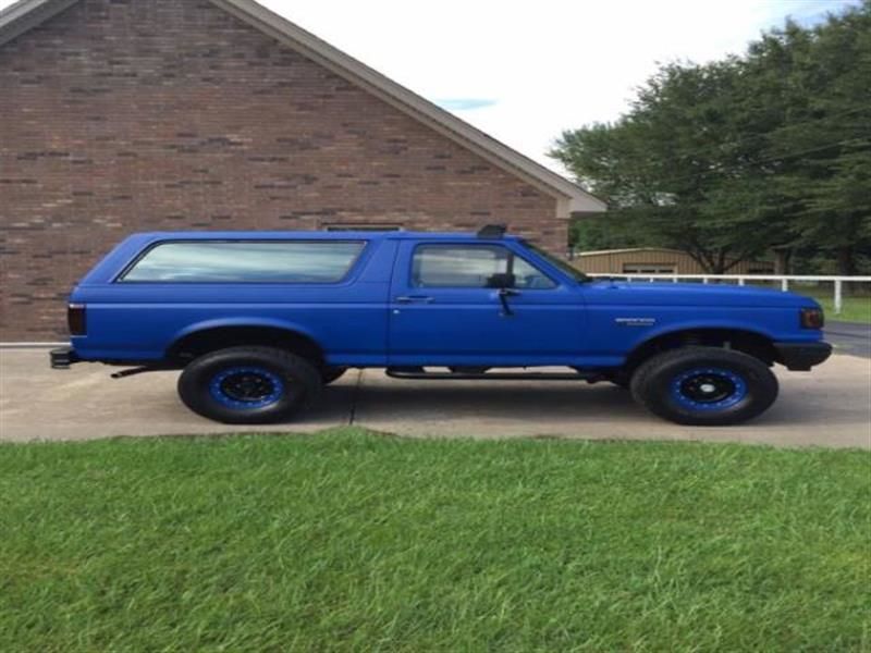 1989 ford bronco xlt