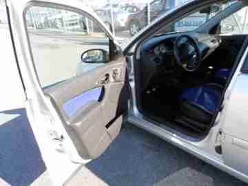 2004 Ford Focus SVT Hatchback 5-Door 2.0L,SUN-ROOF,  6 SPEED ,CUSTOM MADE CAR, image 5