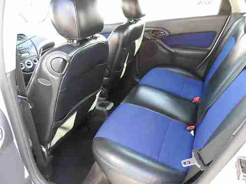 2004 Ford Focus SVT Hatchback 5-Door 2.0L,SUN-ROOF,  6 SPEED ,CUSTOM MADE CAR, image 6