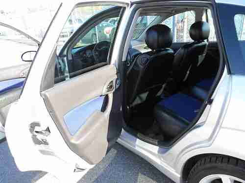 2004 Ford Focus SVT Hatchback 5-Door 2.0L,SUN-ROOF,  6 SPEED ,CUSTOM MADE CAR, image 7