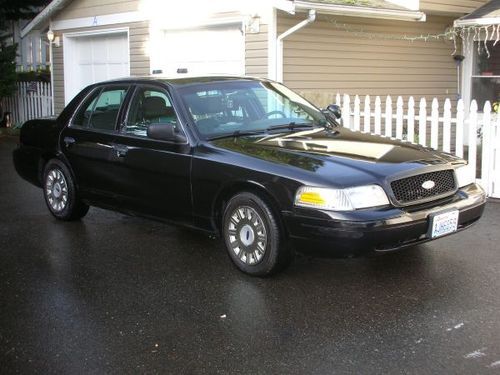 2004 ford crown victoria police interceptor sedan 4-door 4.6l