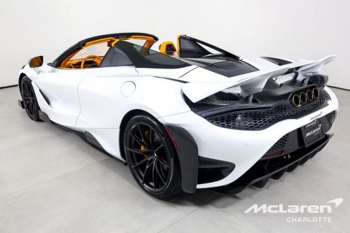 2022 McLaren 765LT Spider, US $544,996.00, image 3