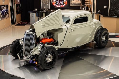 Ford 3-Window