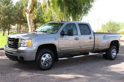 1 owner low miles duramax diesel crew cab 4x4 dual rear wheel navigation leather