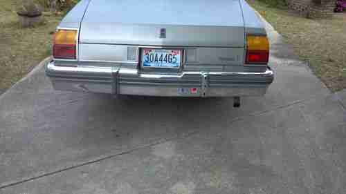 1985 oldsmobile delta 88, image 4